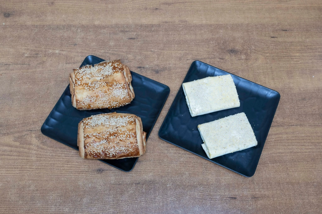 Dondurulmuş Peynirli Kare Börek