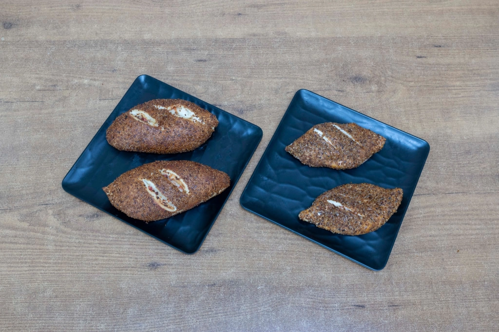 Dondurulmuş Sosisli Kaşarlı İçli Simit