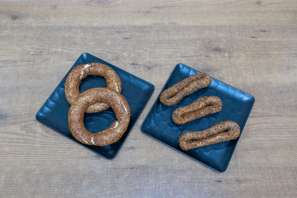 Dondurulmuş Tereyağlı Simit